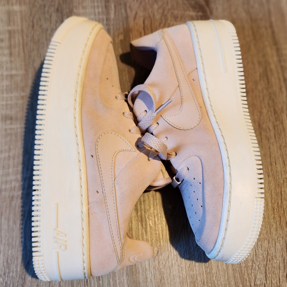Nike Air Force 1 Sage Low Suede Size 6 - Picture 5 of 8